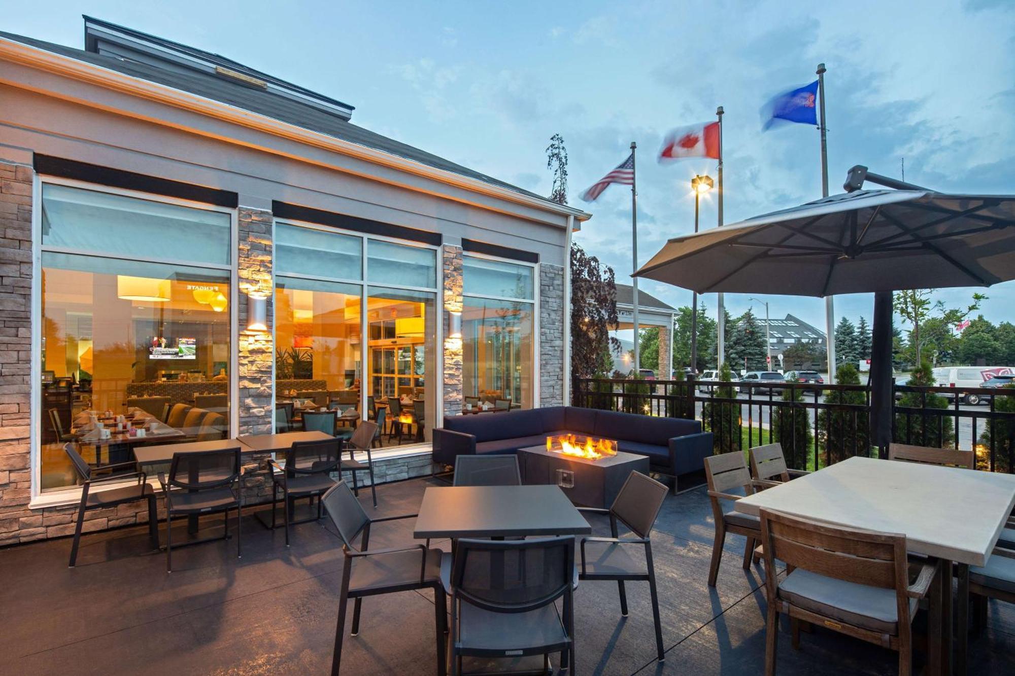 Hilton Garden Inn Toronto-Oakville Dış mekan fotoğraf