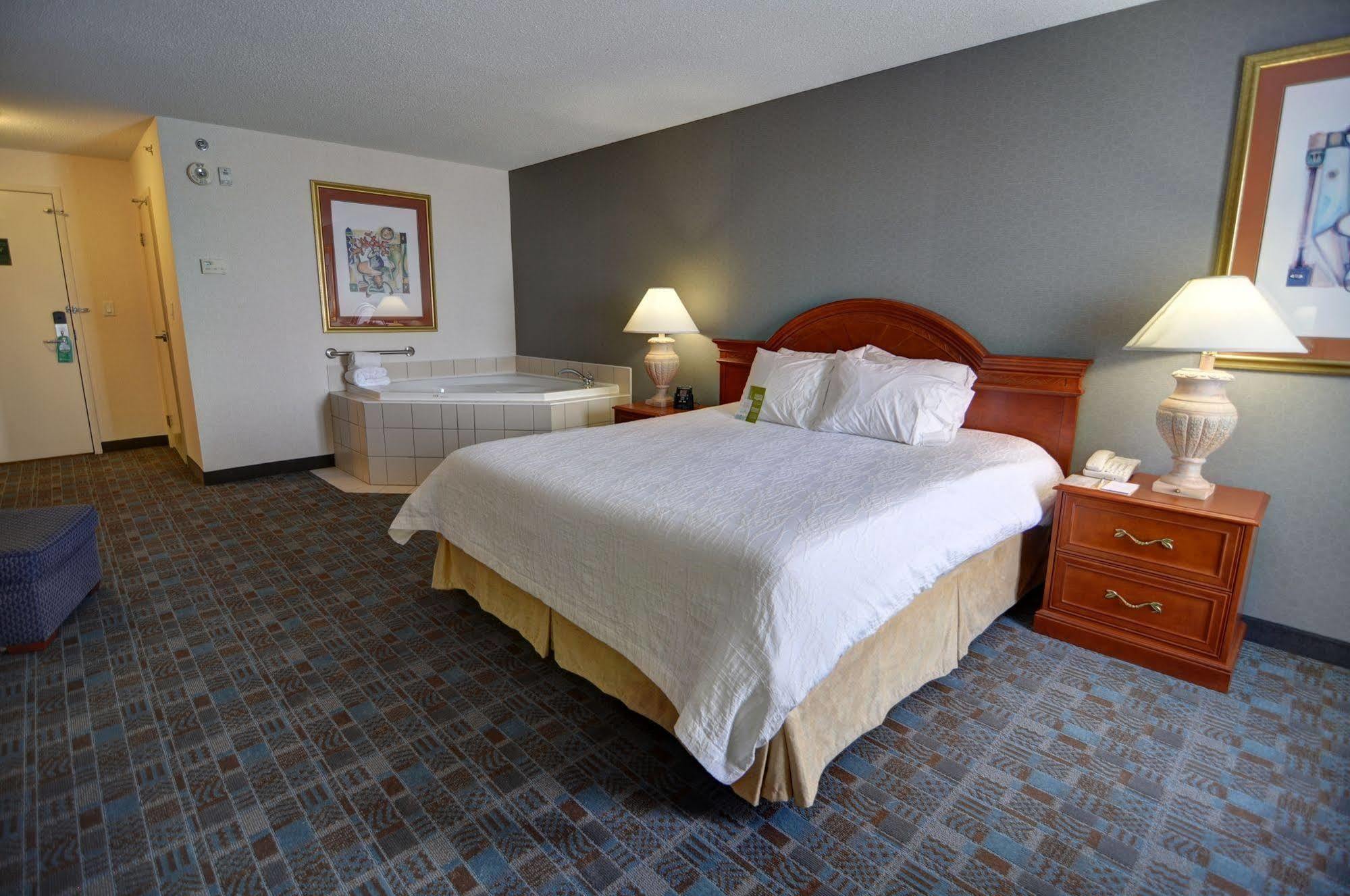 Hilton Garden Inn Toronto-Oakville Dış mekan fotoğraf